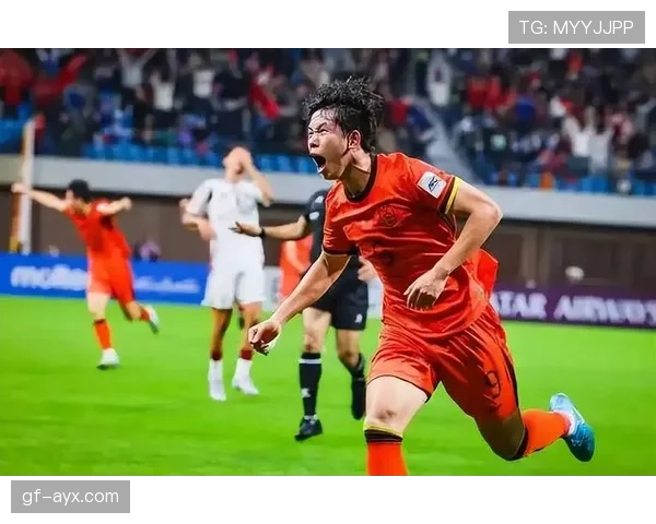 德甲新援闪耀赛场：关键突破助球队冲击冠军