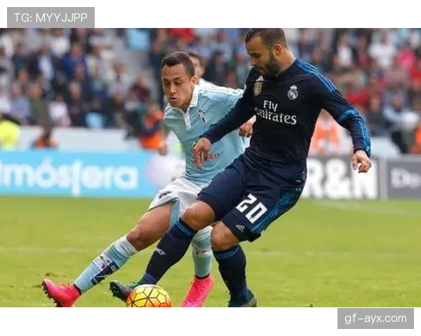 达尼洛本赛季出球稳健性与传球成功率提升分析