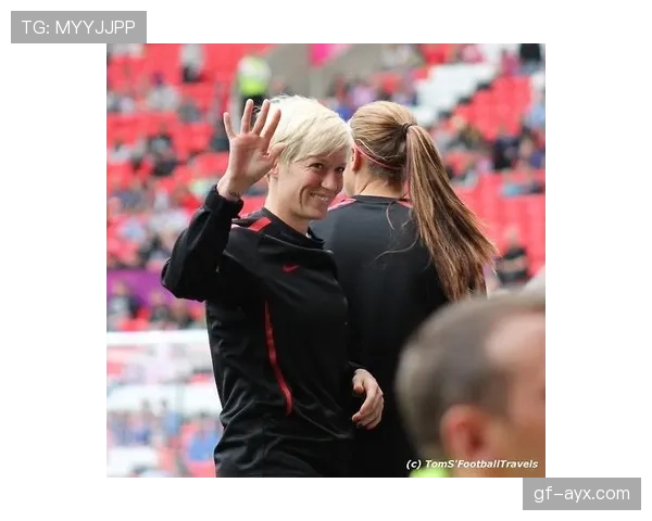 梅根·拉皮诺，球场上女王，私下居然爱买这小众奢侈品？